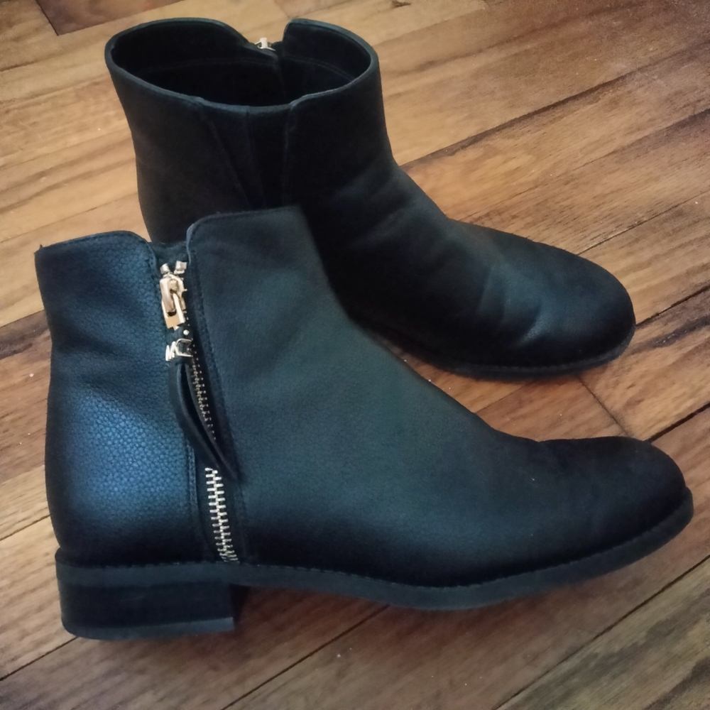 Michael Michael Kors Black Leather Ankle Boots